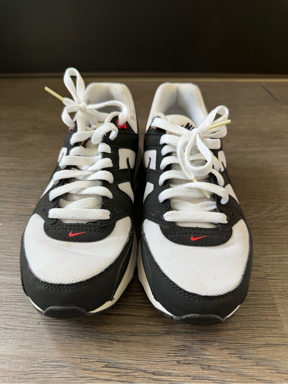 Nike Women’s Black & White Athletic Sneakers